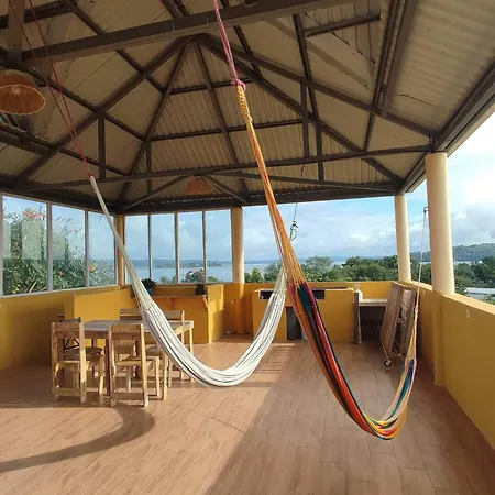 Albergue La Casa Colorada